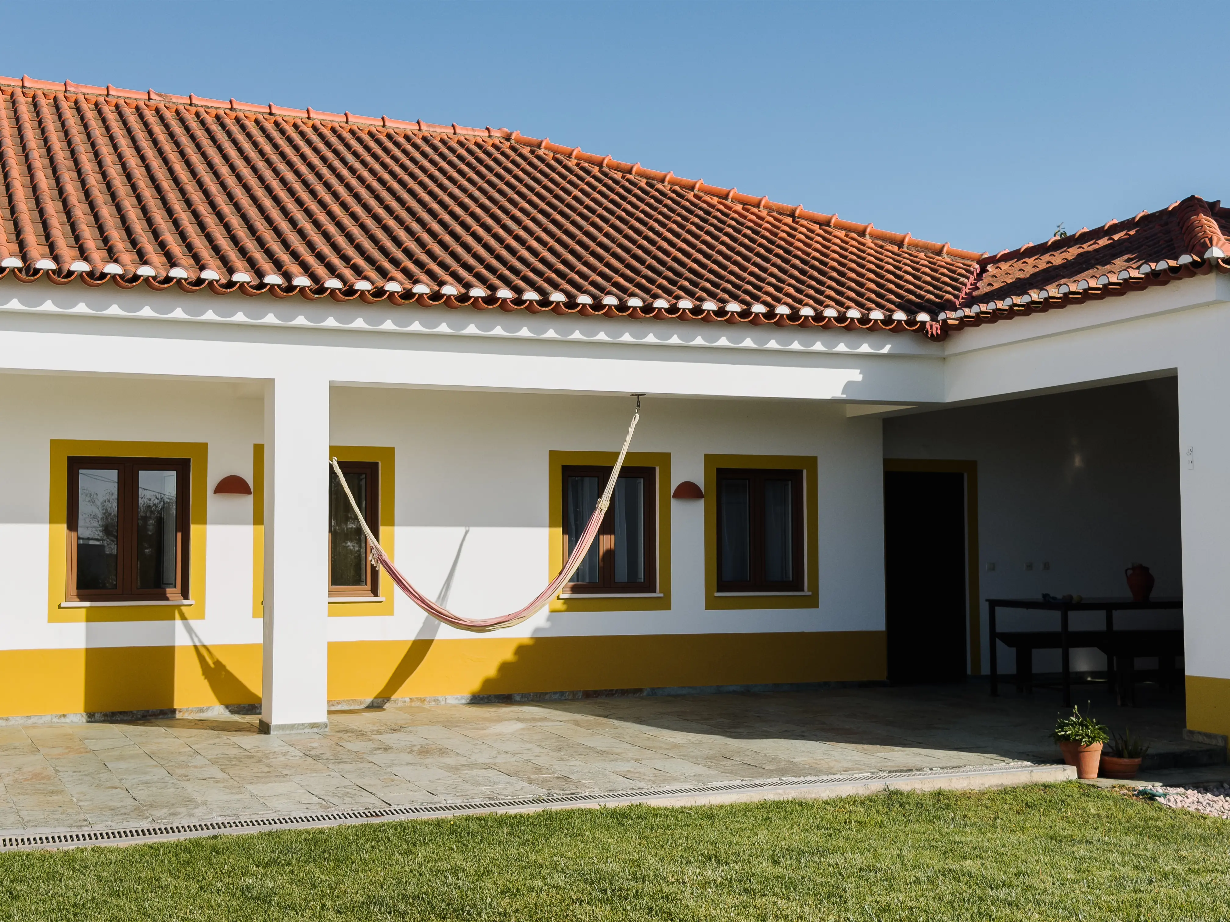 Quintal com citrinos e oliveiras no Alentejo